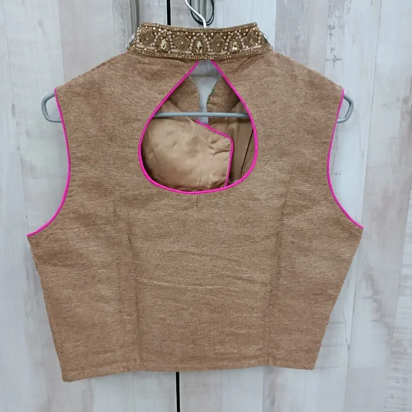 Festive dress - Picture 3 of 9